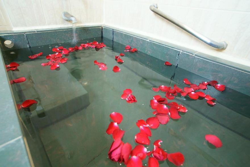 Fujiyeh Chipen Hot Spring Resort Wenquan Екстер'єр фото